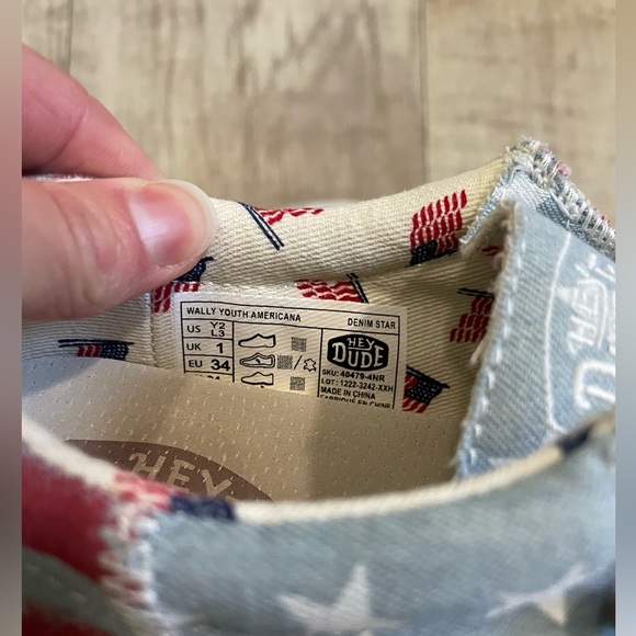 Boys’ Patriotic Hey Dudes - Picture 7 of 9